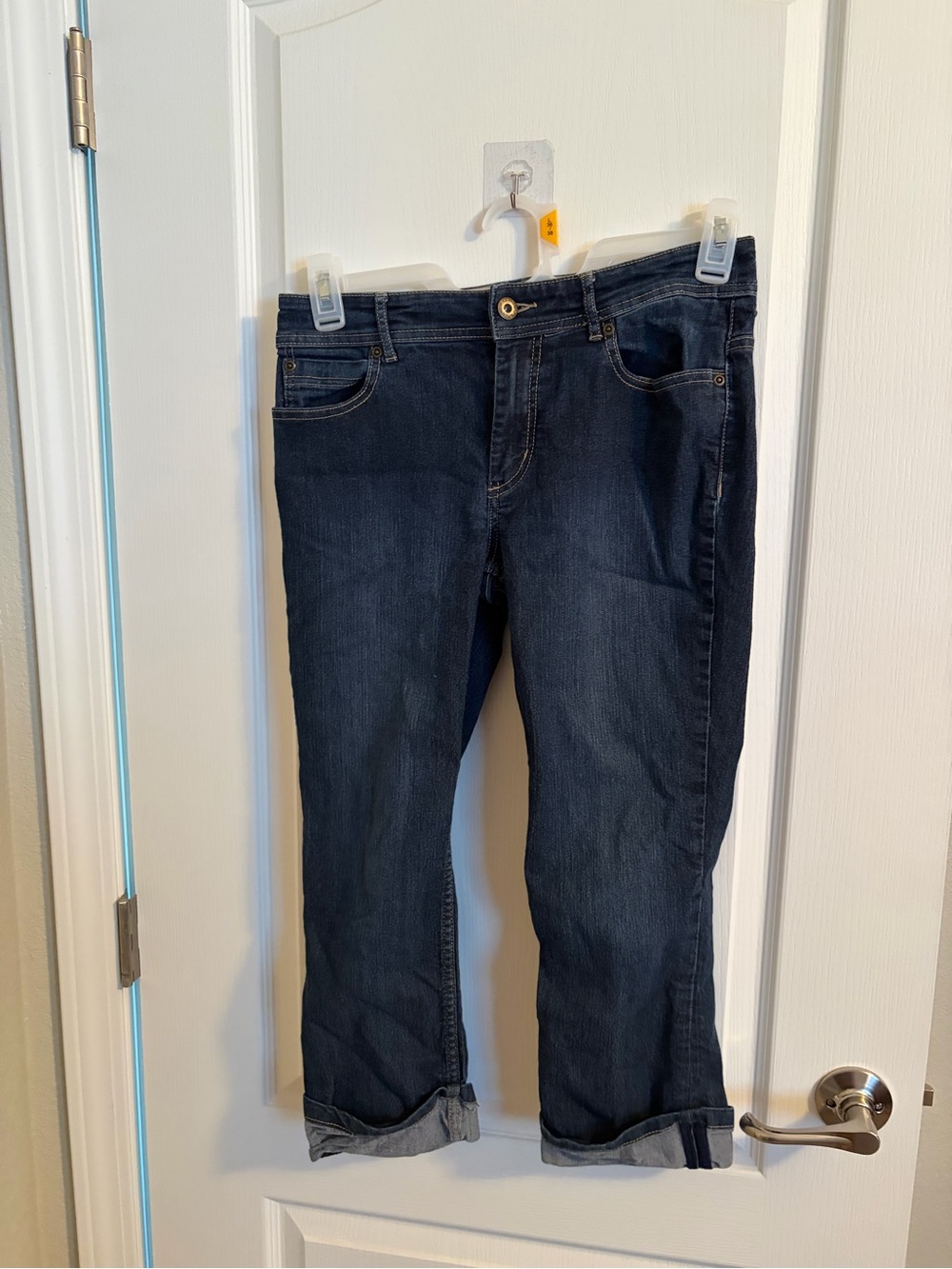 Chico's Dark Blue Cropped Jeans